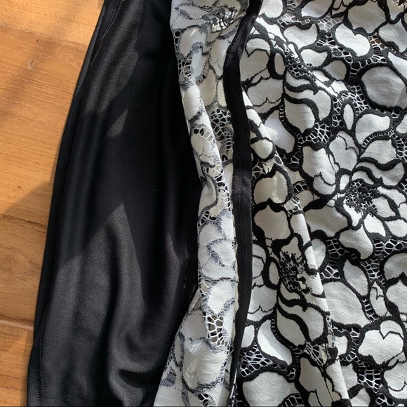 Motherhood black and white top - Picture 7 of 7